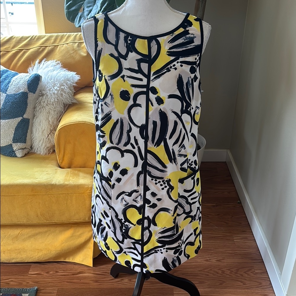 Canvas by Land's End Yellow Black and Gray Floral Sleeveless Shift Dress Size 8 - Picture 1 of 12